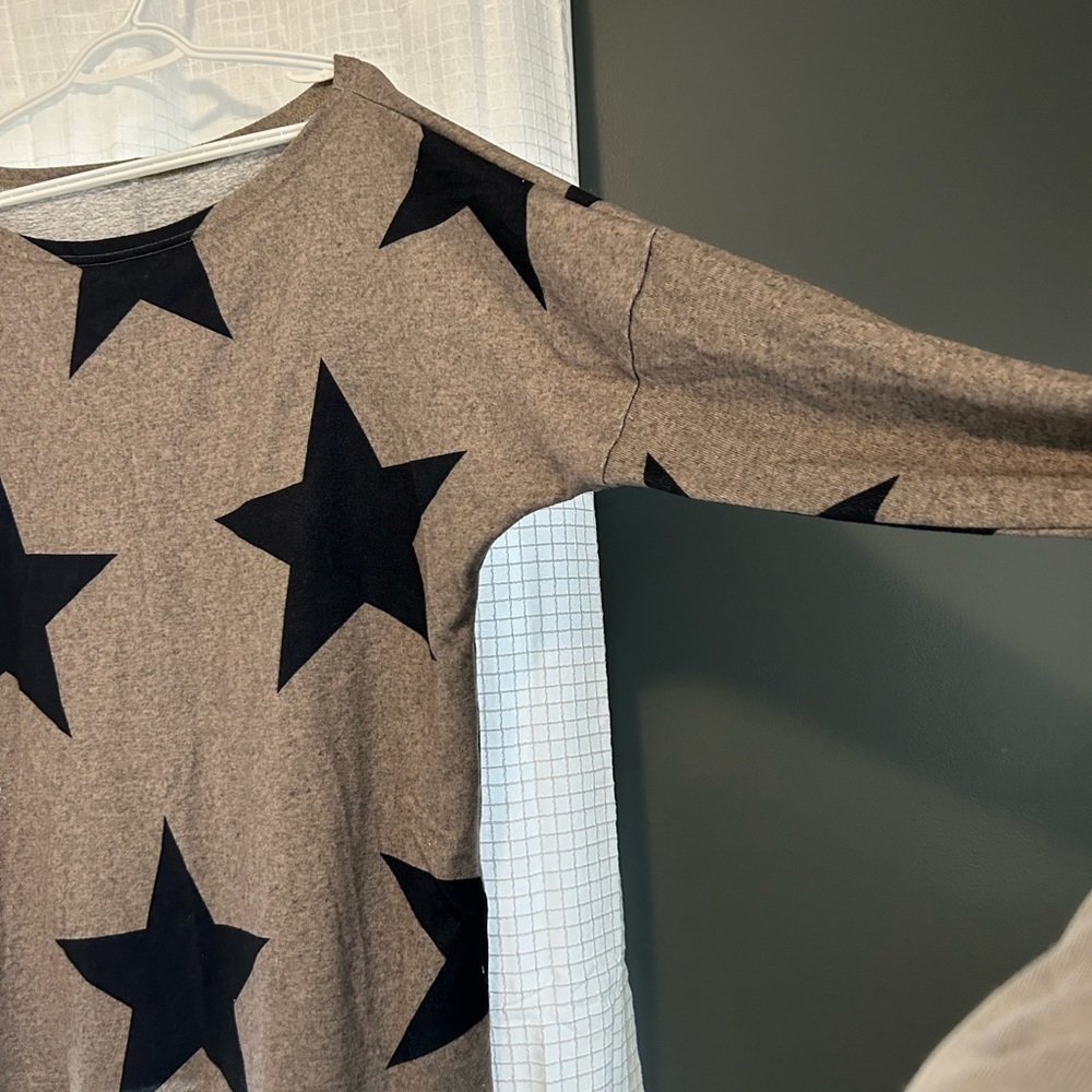 New Shein Shirt - Picture 5 of 5